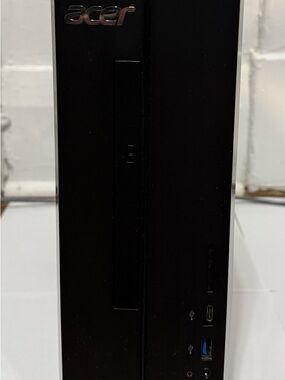 Acer Black and Silver Aspire XC 840 Intel Pentinum Sliver 12 GB 1 TB SSD